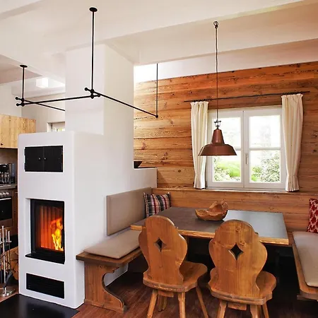 Holiday home Semi Detached Turf House *